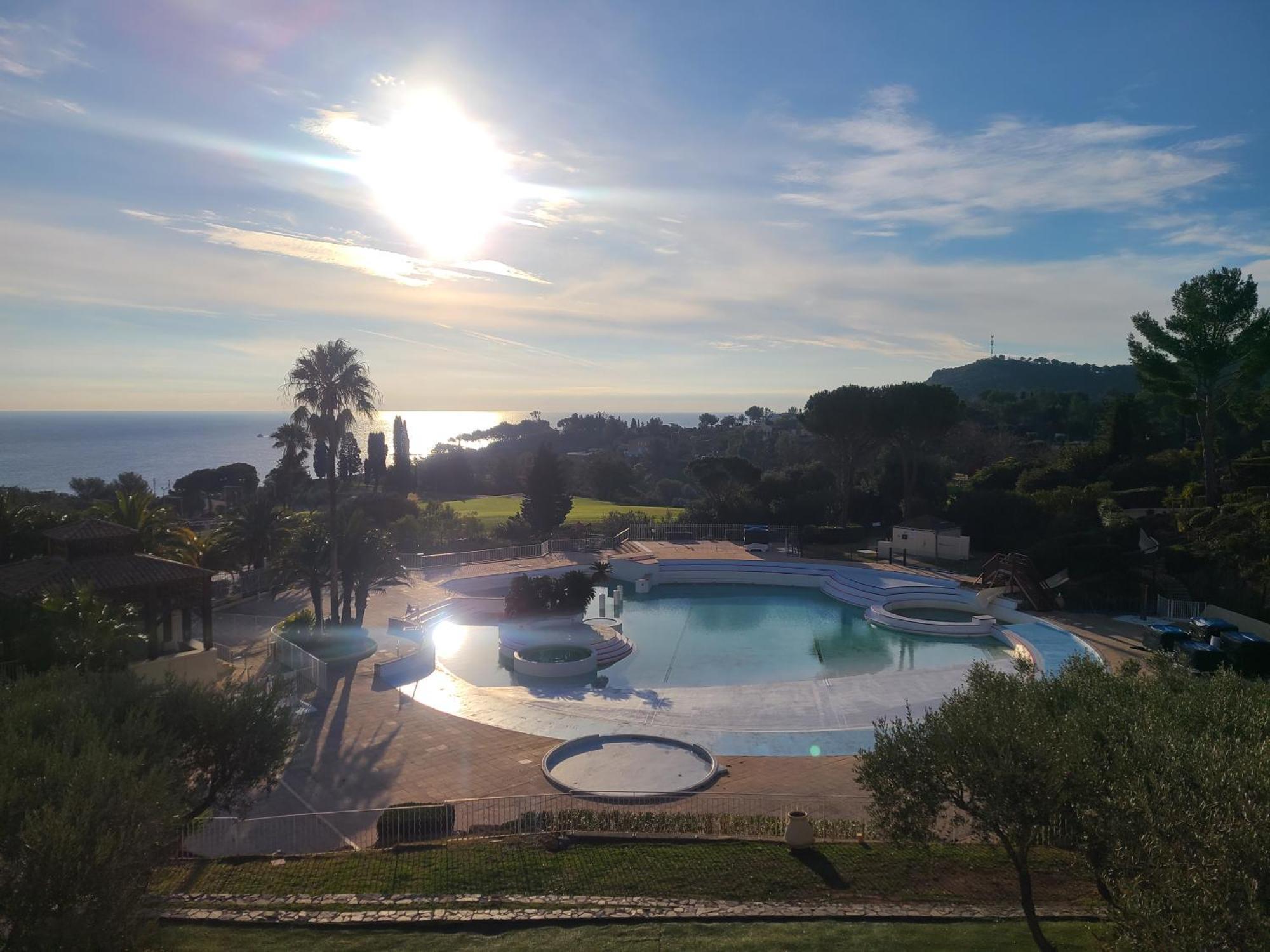 Evasion Nature A Cap Esterel Jardin, Mer & Golf Tout Confort Saint-Raphaël Exteriör bild